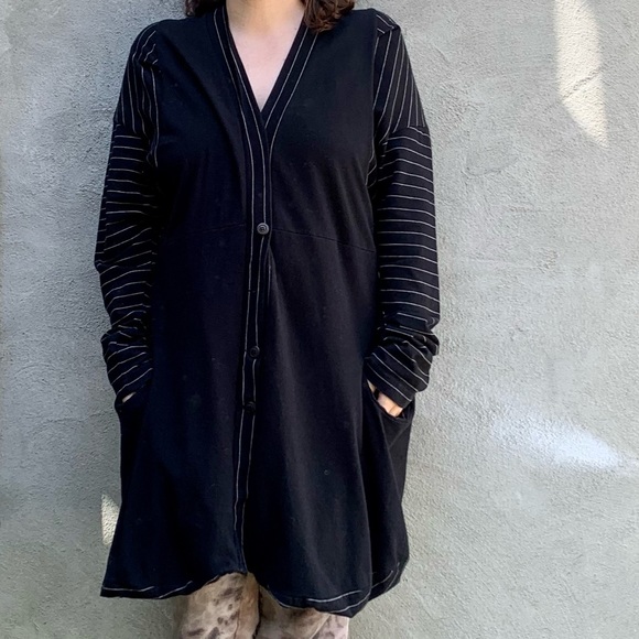 Lilith Paris French Lagenlook V Neck Black Cardigan - Picture 2 of 15